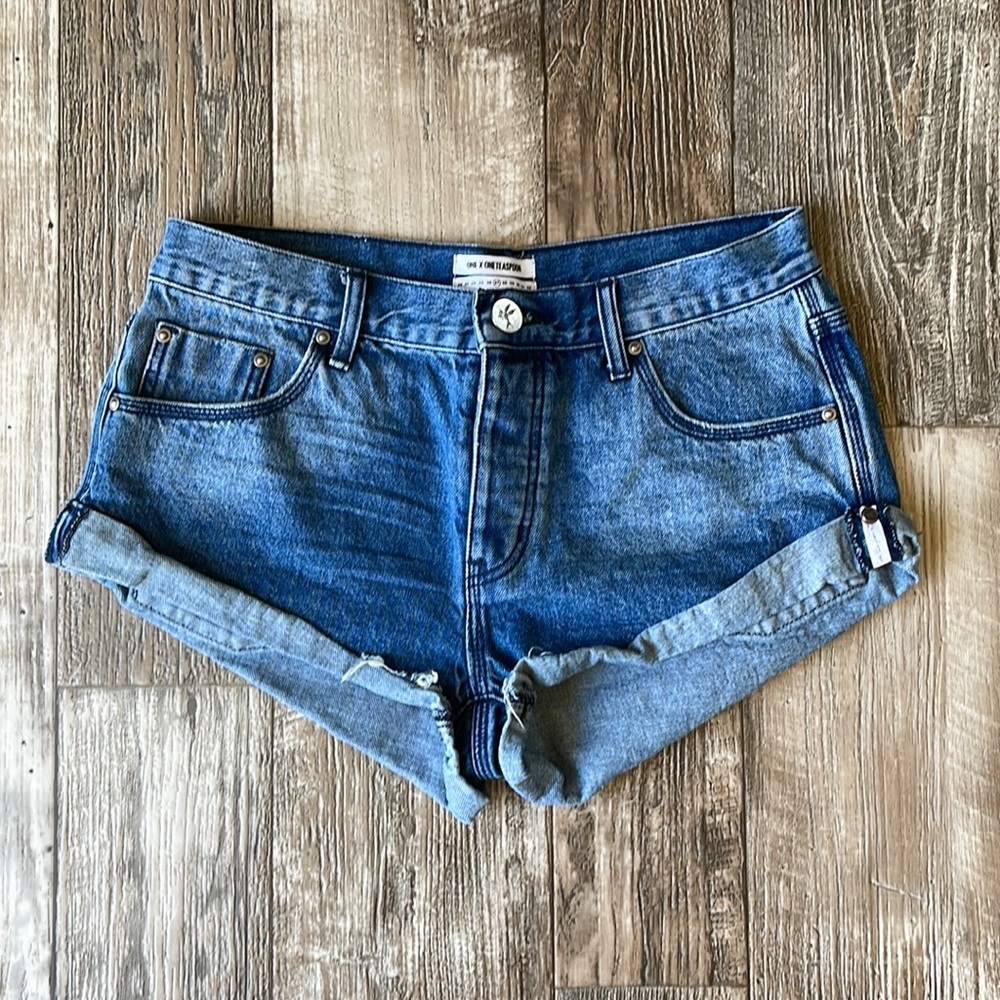 🌟ONE X ONETEASPOON 🌟SEXY 🌟DENIM SHORTS, 27